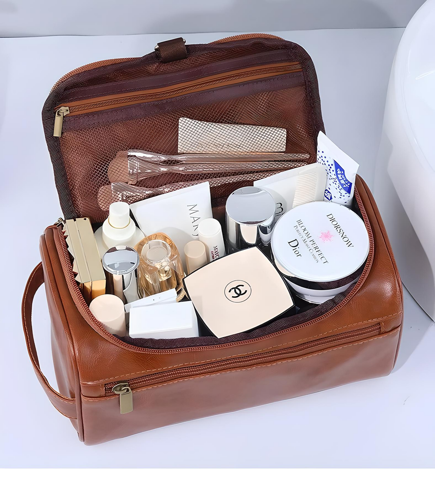 Classy Men’s Toiletries Bag