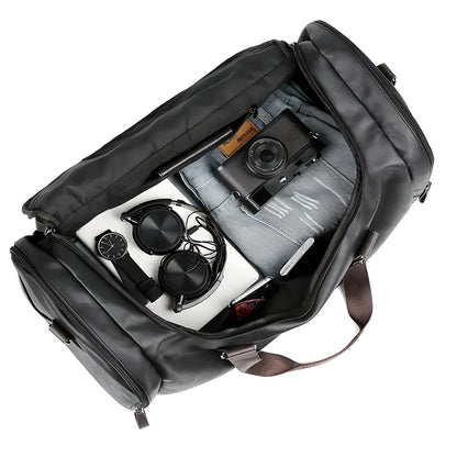 Classy Men’s Leather Look Duffle Bag
